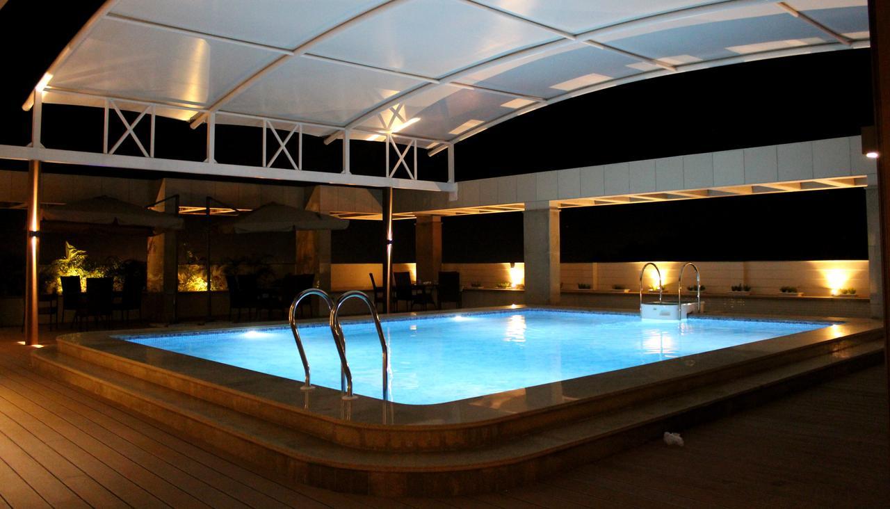 บลู เฟทเทอร์ โฮเต็ล แอนด์ สปา Hotel อุเดเปอร์ ภายนอก รูปภาพ