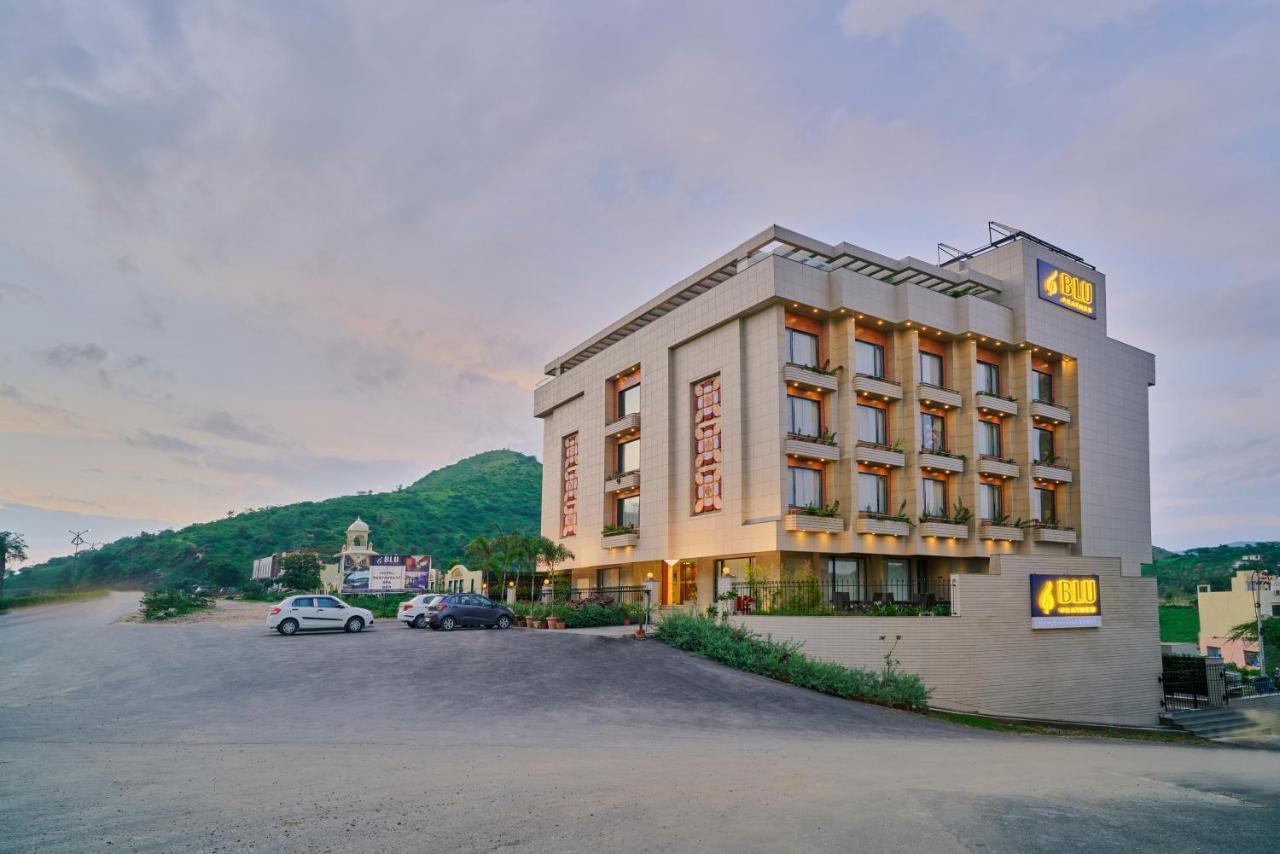 บลู เฟทเทอร์ โฮเต็ล แอนด์ สปา Hotel อุเดเปอร์ ภายนอก รูปภาพ
