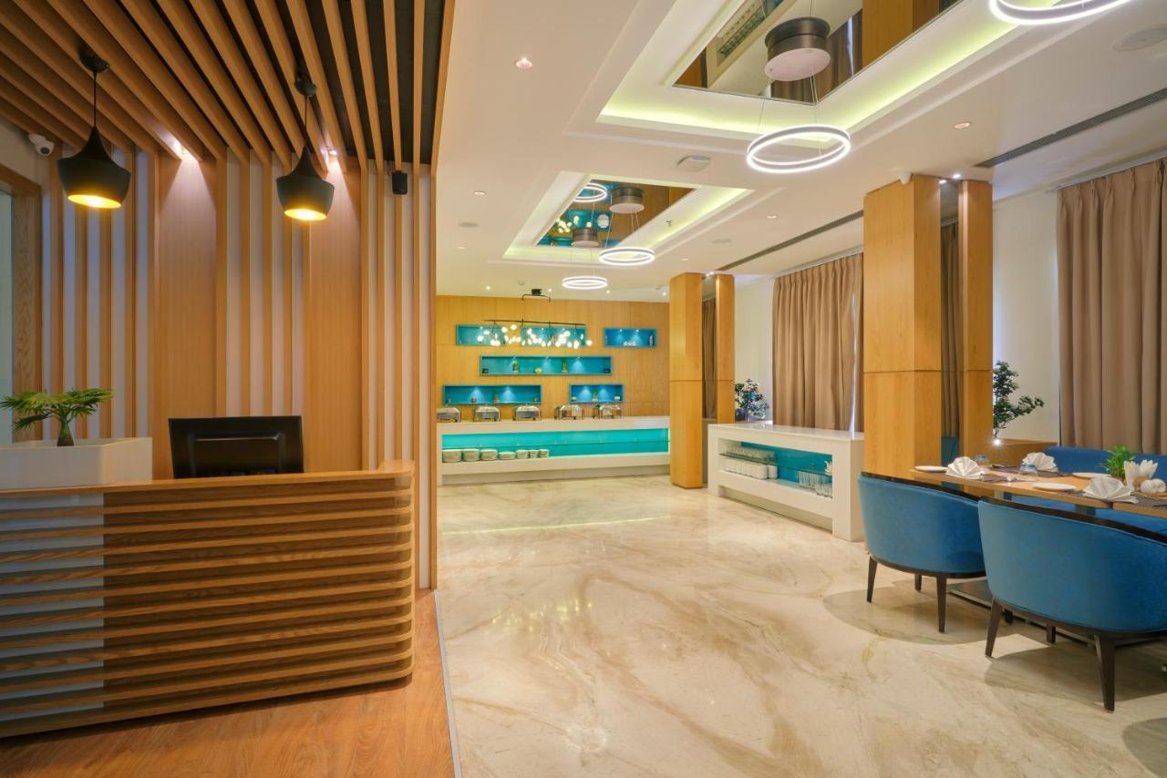 บลู เฟทเทอร์ โฮเต็ล แอนด์ สปา Hotel อุเดเปอร์ ภายนอก รูปภาพ