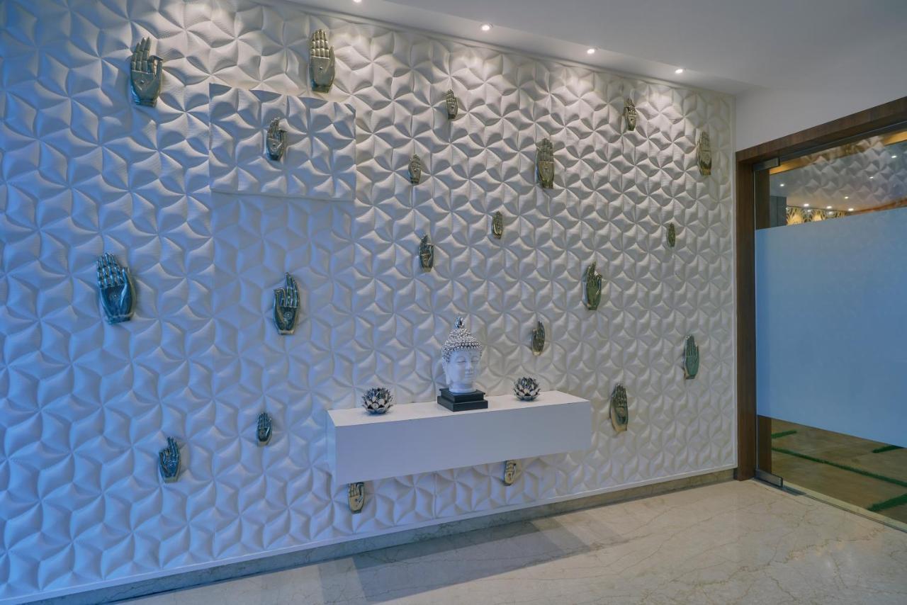 บลู เฟทเทอร์ โฮเต็ล แอนด์ สปา Hotel อุเดเปอร์ ภายนอก รูปภาพ